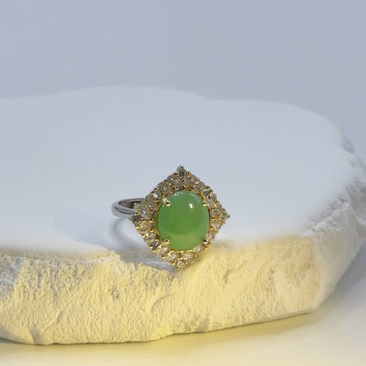 01 PROSPERITY - Golden Square Green Jade Ring